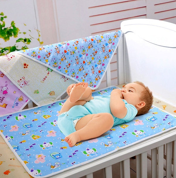 Waterproof and Breathable Baby Bed Pad - Leakproof Protection for Your Little One