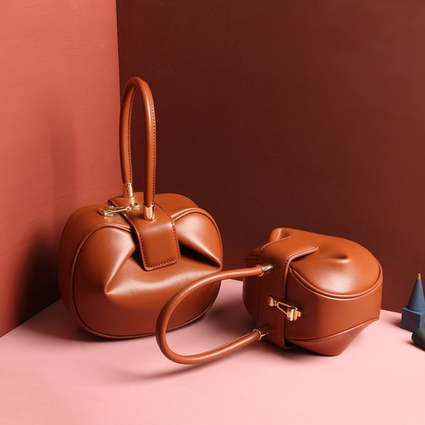 Stylish Leather Dumplings Handbag - Fashion Must-Have for Women