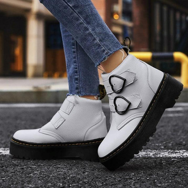 Lazy Heart-Shaped Buckle Boots for Women with Thick Soles