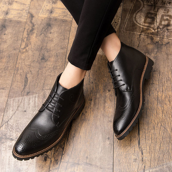 Height-Increasing Leather Shoes with Carved Details and Pointed Toe - Perfect for Casual Wear