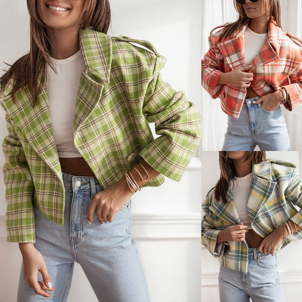 Plaid Woolen Coat with Tailored Collar - Fashionable and Timeless