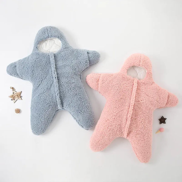 Cozy Newborn Essentials Warm Clothes for Your Little One - Perfect for Winter Weather - Totostore