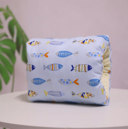 A baby nursing arm pillow made from washable and durable cotton fabric. - Totostore